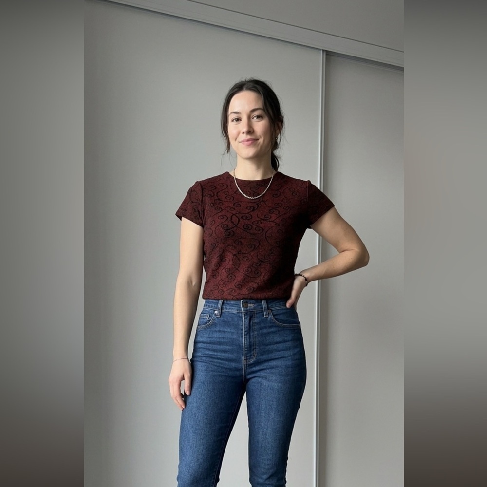 Jessica Burgundy Short Sleeve Top